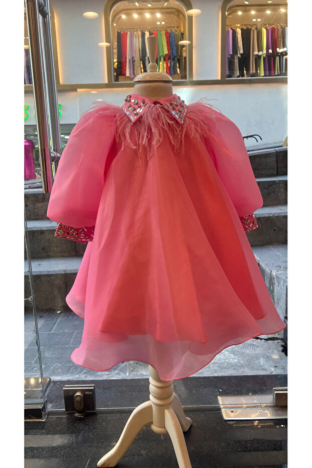 CHILDREN'S DRESS