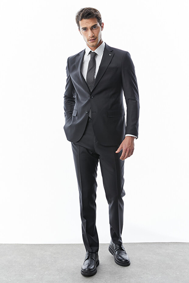 MEN'S SUIT - 7