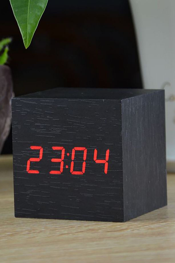 Usb Ve Pilli Ahşap Sensörlü Isı Ölçer Alarmlı Mini Küp Çalar Masa Saati 6.5cm - 2