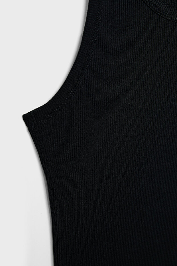 Çapraz askılı kolsuz - 7