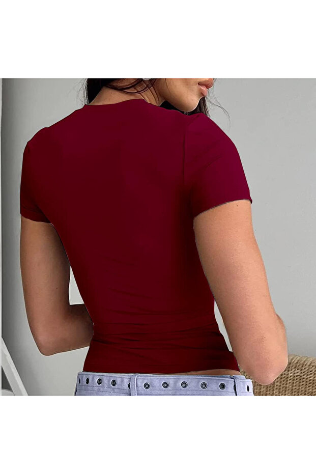 بلوزة قصيرة الأكمام من Polyemit - 2