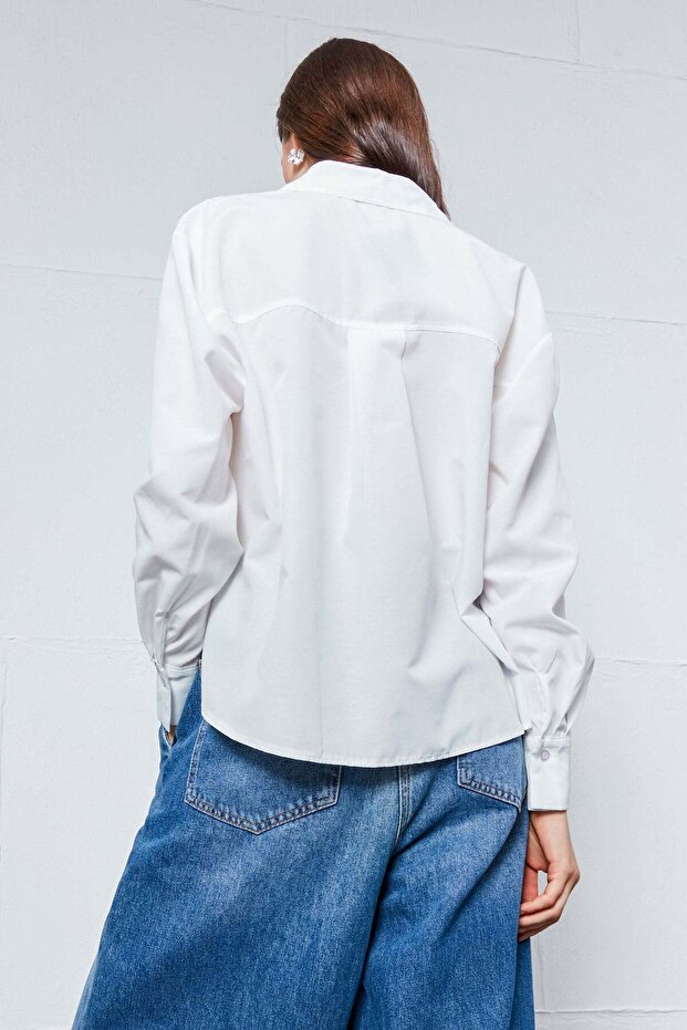 Beyaz Oval Kesim Basic Gömlek - 5