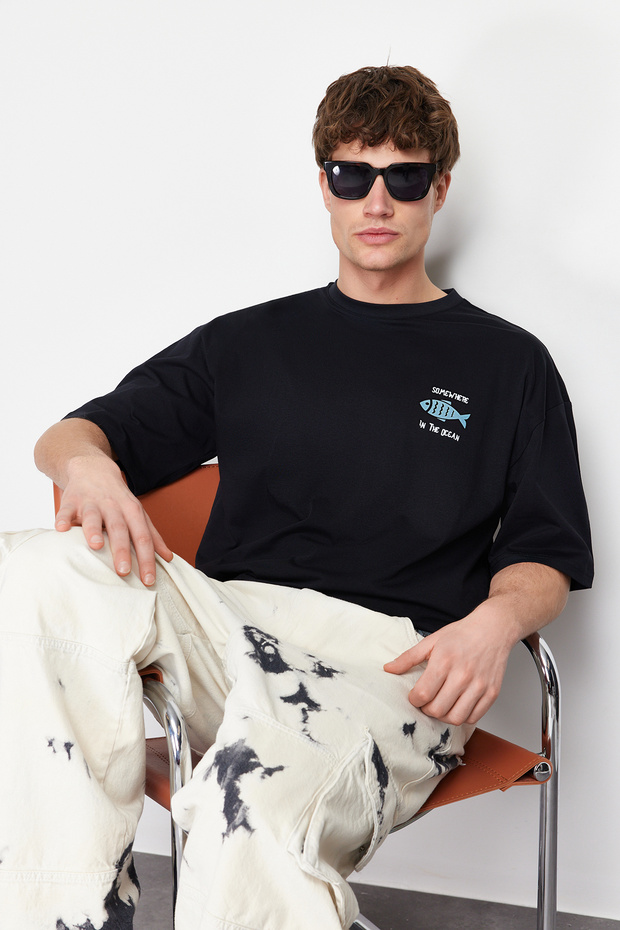 Siyah Oversize/Geniş Kesim %100 Pamuklu Kadife Doku Baskılı T-Shirt TMNSS22TS0318 - 6