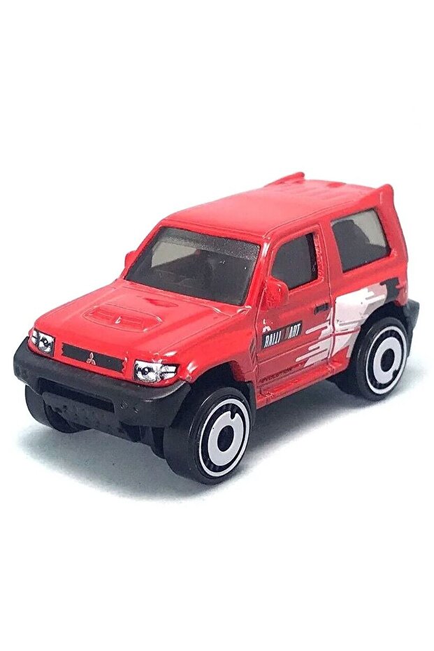 Tekli Arabalar Mitsubishi Pajero Evolution HKG47 - 2