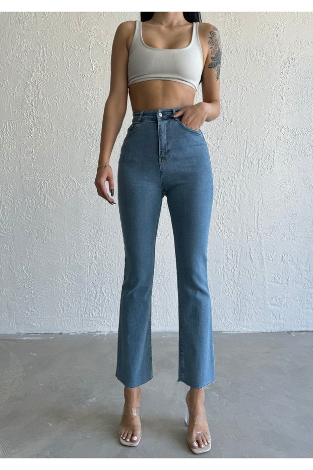 Iceblue Crop Fit Women's Pants Straight New Model New Jeans Maria
