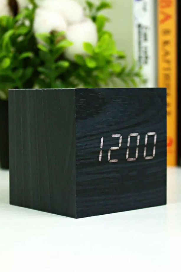 Usb Ve Pilli Ahşap Sensörlü Isı Ölçer Alarmlı Mini Küp Çalar Masa Saati 6.5cm - 1