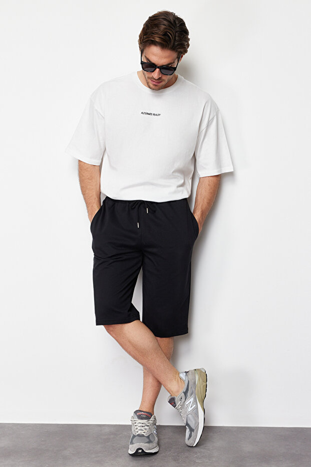Basic Siyah Regular/Normal Kesim Uzun Boy Lastik Belli Kordonlu Şort TMNSS24SR00036 - 4