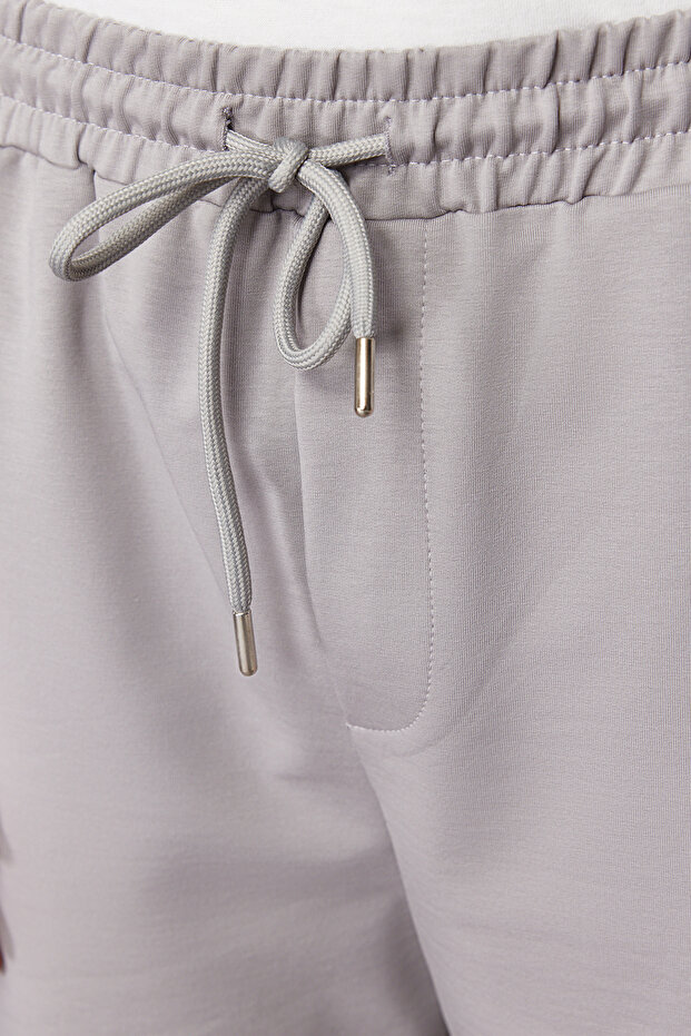 Gri Oversize/Geniş Kesim Gizli Kordonlu Lastik Belli Kargo Cepli Etiketli Şort TMNSS24SR00018 - 5