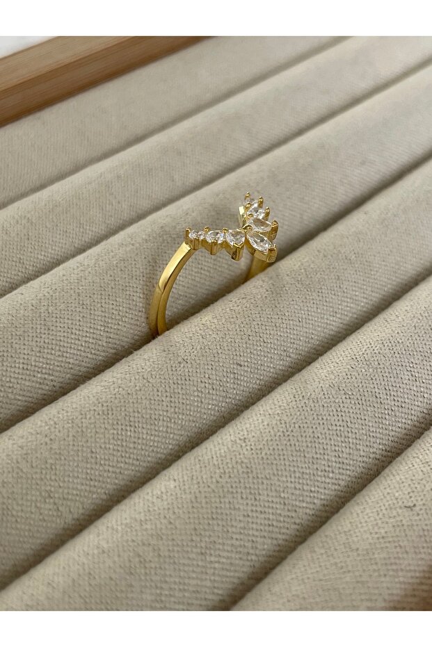 V Şekilli Taşlı Yüzük - 1