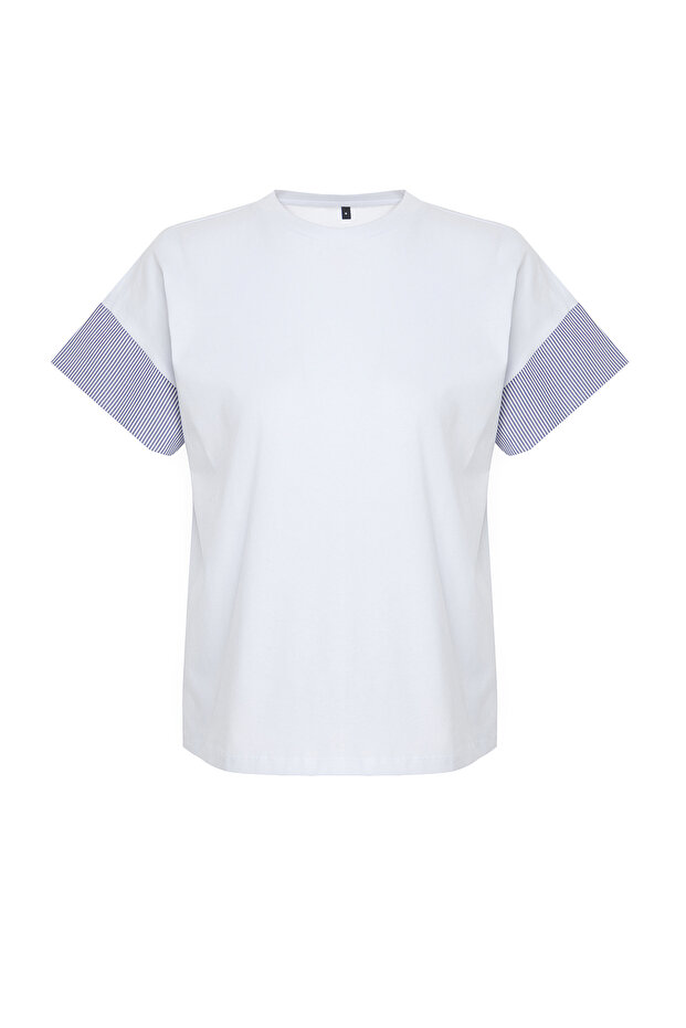 Beyaz Kalın Pamuklu Relaxed/Rahat Kesim Poplin Kol Detaylı Örme T-Shirt TWOSS24TS00007 - 11