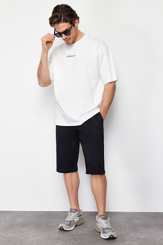 Basic Siyah Regular/Normal Kesim Uzun Boy Lastik Belli Kordonlu Şort TMNSS24SR00036 - 3