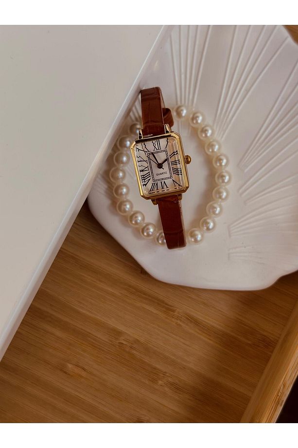 Coco Model Vintage Minimal Kadın Kol Saati - 1