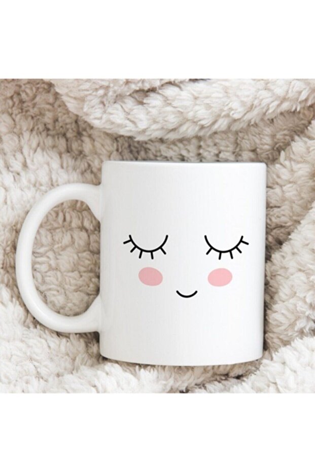 كوب بتصميم رموش - 1