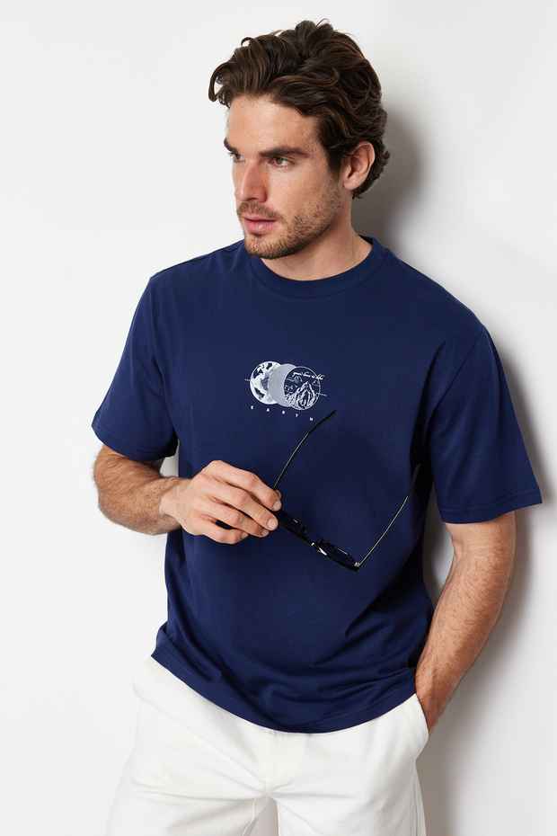 Lacivert Oversize/Geniş Kesim Baskılı %100 Pamuklu T-Shirt TMNSS23TS00261 - 4