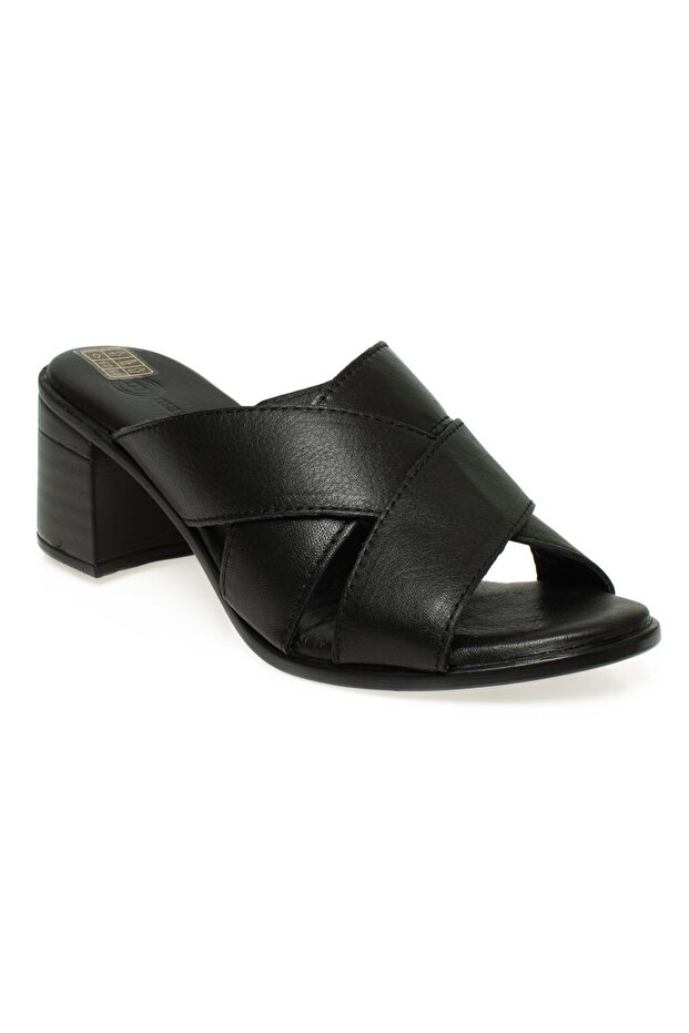 D24Yt-2365Z Heeled Black Women's Slippers