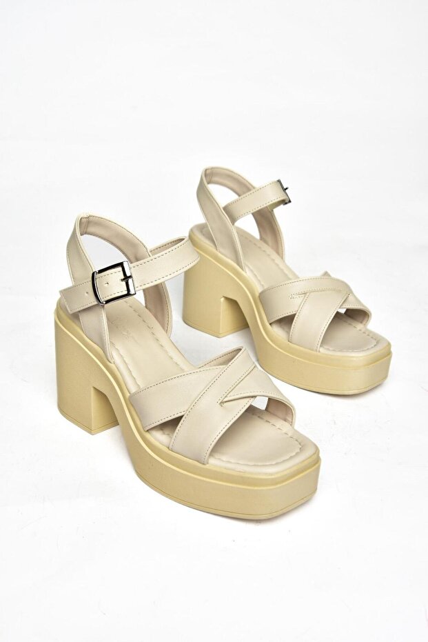 S996023009 Beige Damensandalen mit dickem Absatz - 6