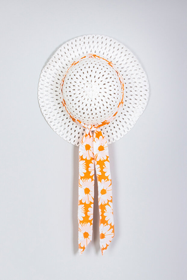 قبعة بنمط الشريط - 1