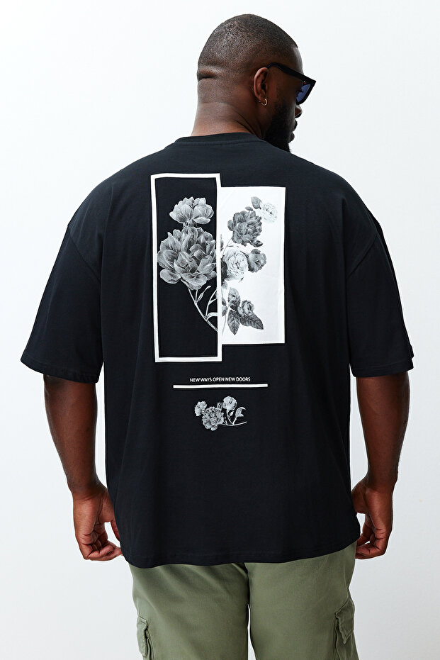 Siyah Büyük Beden Oversize/Geniş Kesim Rahat Çiçek Baskılı %100 Pamuklu T-Shirt TMNSS23TS00136 - 4