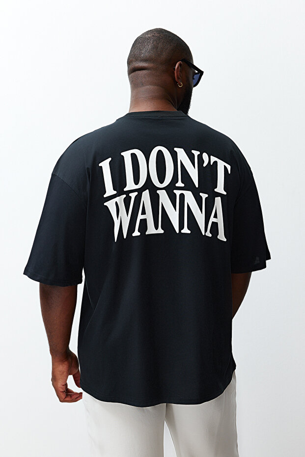 Büyük Beden Siyah Oversize Yazı Baskılı %100 Pamuklu T-shirt TMNSS24BF00031 - 1