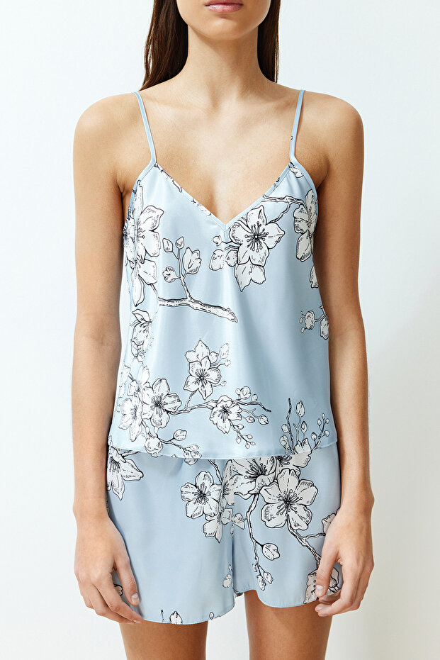 Mavi-Çok Renkli Çiçekli İp Askılı Saten Şortlu Dokuma Pijama Takımı THMSS24PT00159 - 4