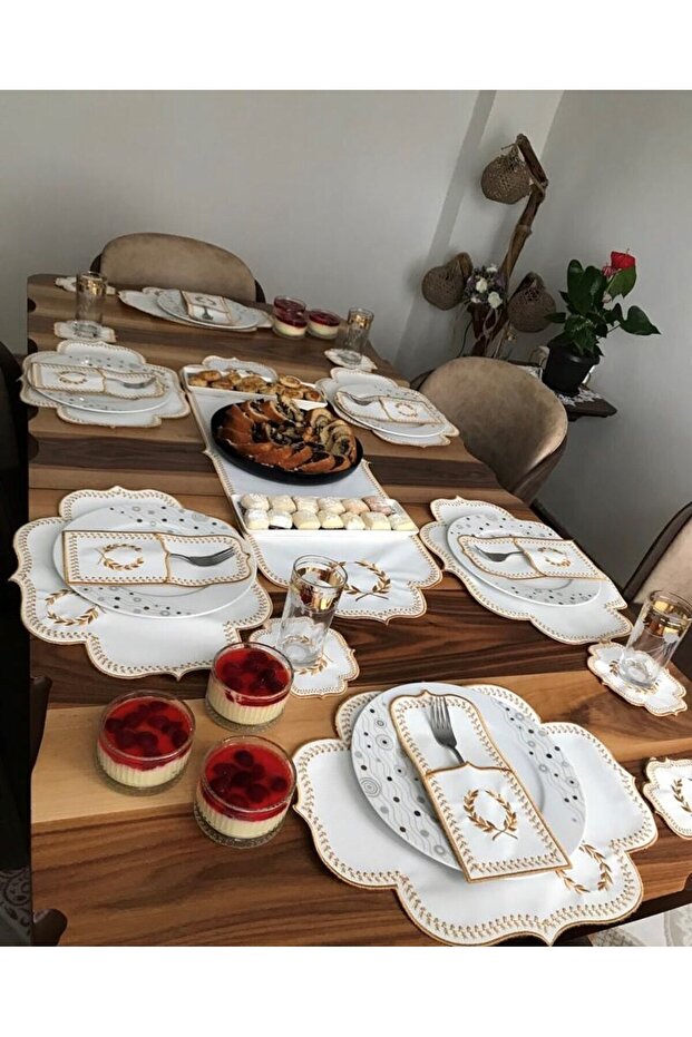 Başak Cream Gold 12-Person 37 Piece Tablecloth Runner Set Embroidered Leather Dining Presentation Set