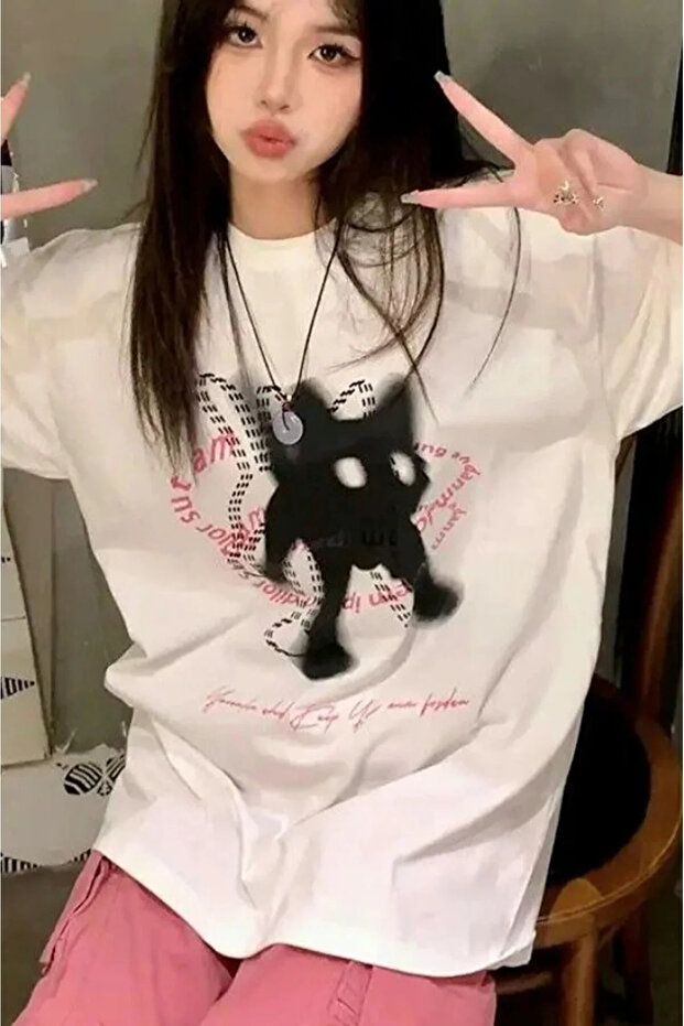 Oversize White Unisex Scared Cat Y2K T-Shirt