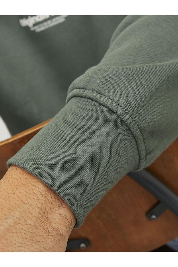 Sweatshirt Crew Neck - 6