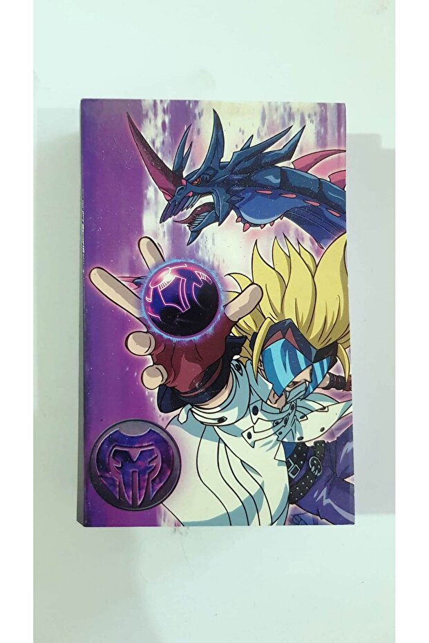 لوحة مذكرة بجيب مزدوج من Bakugan مخططة - 1