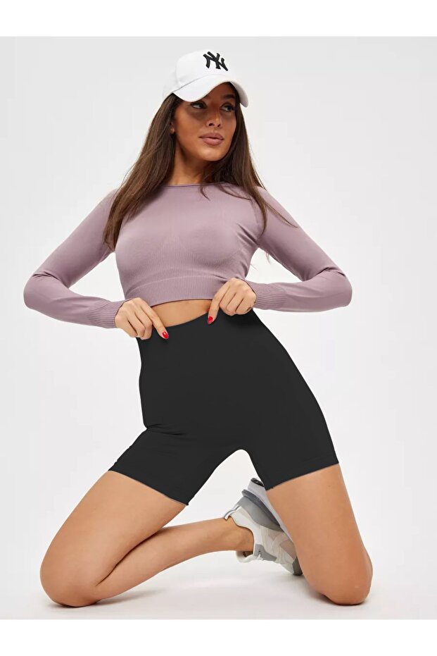 Jerovin Model Toparlayıcı Örme Seamless Push Up Etkili Kısa Şort Siyah Renk - 3