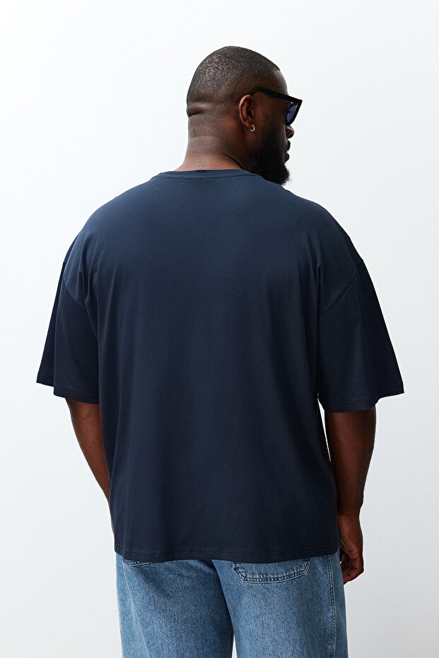 Büyük Beden Lacivert Oversize/Geniş Kesim %100 Pamuklu T-Shirt TMNSS23TS00139 - 6
