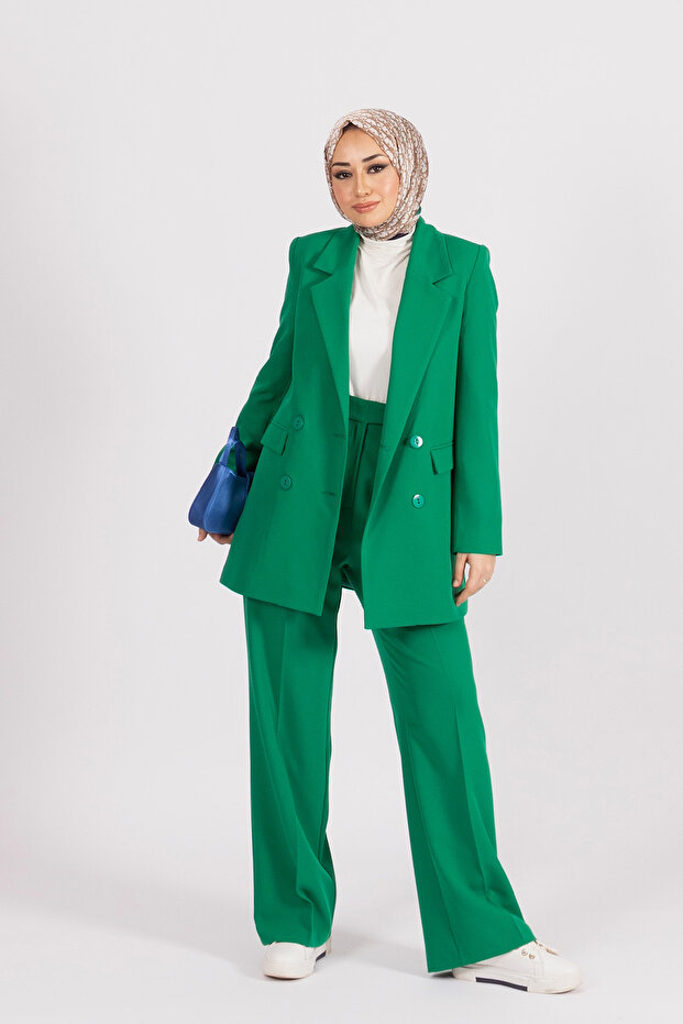 طقم سترة بأربعة أزرار باللون الأخضر - 1