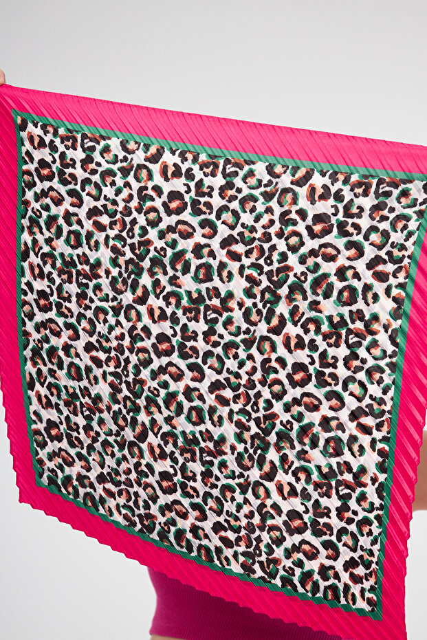 وشاح مطوي منقوش - 3