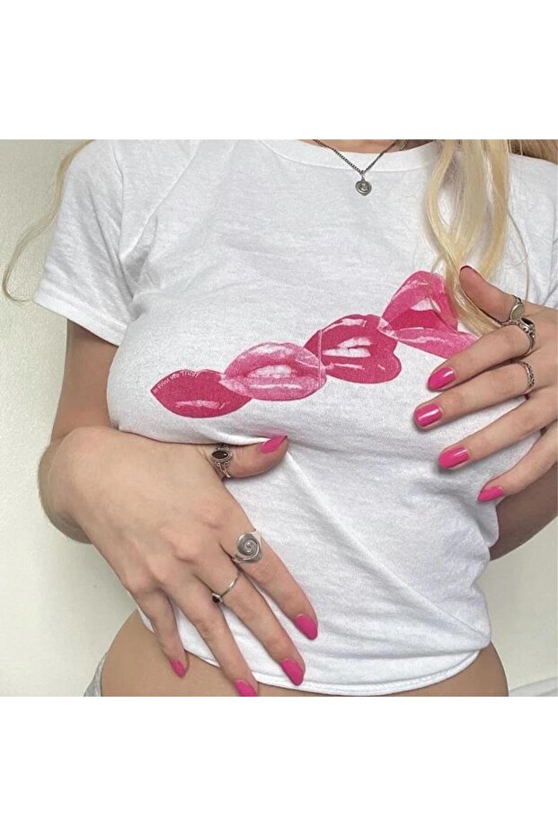 Lips Patterned Crop Blouse - 4