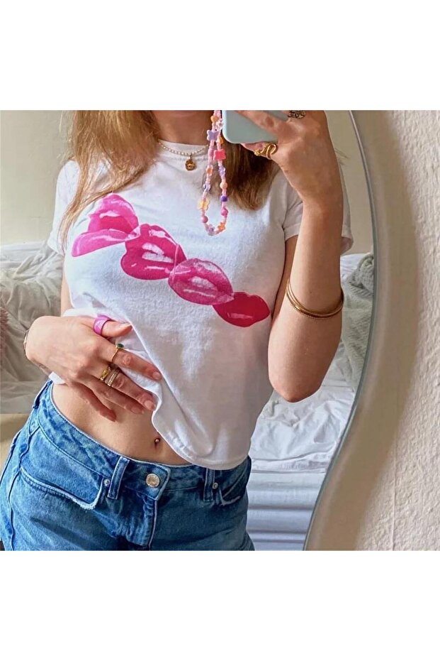 Lips Patterned Crop Blouse - 3