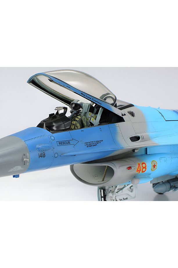 1/48 US. F-16C/N Agressor/Adversary Plastik Uçak Maket Kiti, Demonte Hobi Seti - 6