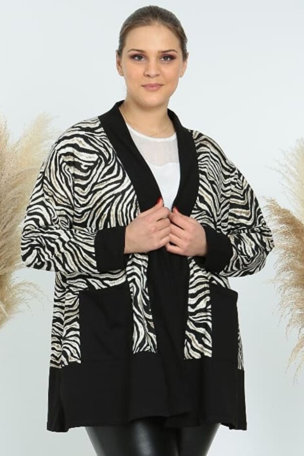 سترة نسائية سوداء منقوشة بنقشة الحمار الوحشي وأكمام طويلة مع جيبين جانبيين