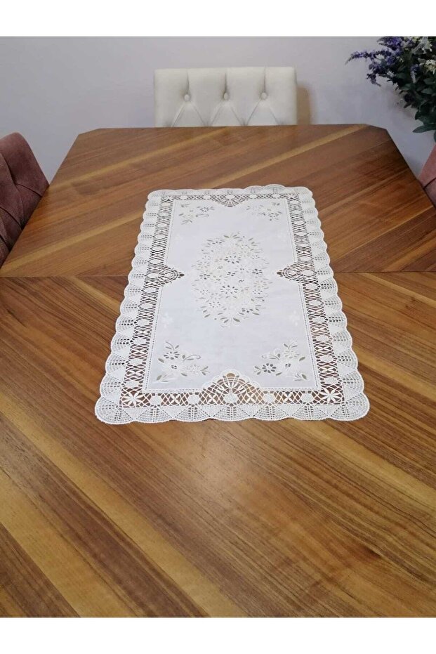طاولة تقديم من البي في سي مقاس 40 سم × 30 سم باللون الأبيض