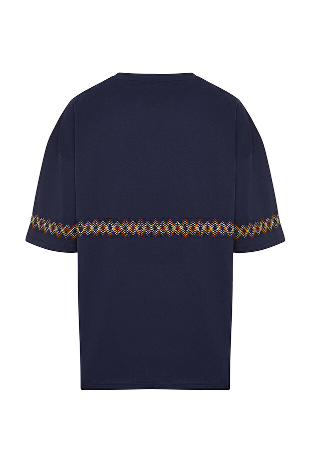 Lacivert Oversize/Geniş Kesim İşlemeli %100 Pamuk T-Shirt TMNSS21TS1889 - 8