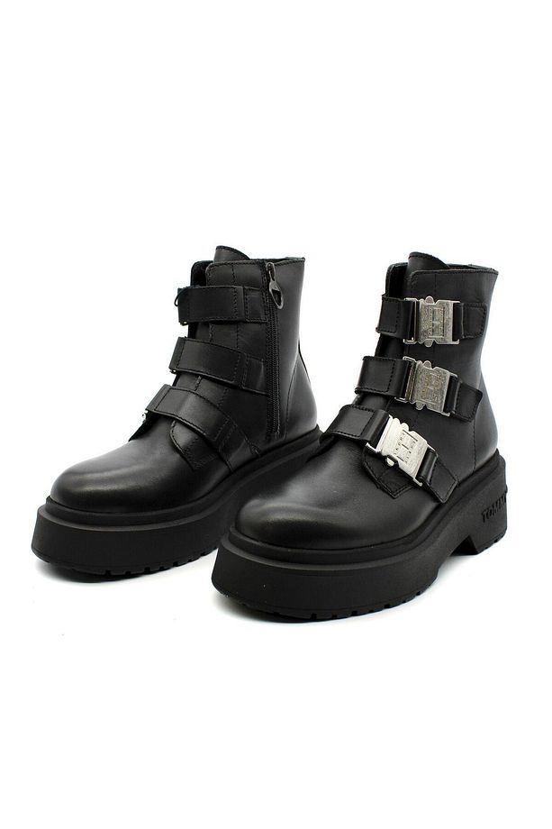 TJW CHUNKY BOOT HARDWARE - 1
