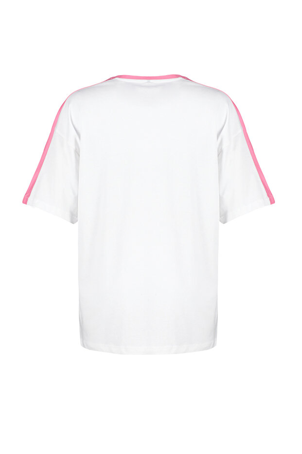 Beyaz %100 Kalın Pamuklu Renk Bloklu Sloganlı Oversize/Geniş Kalıp Örme T-Shirt TWOSS24TS00132 - 8