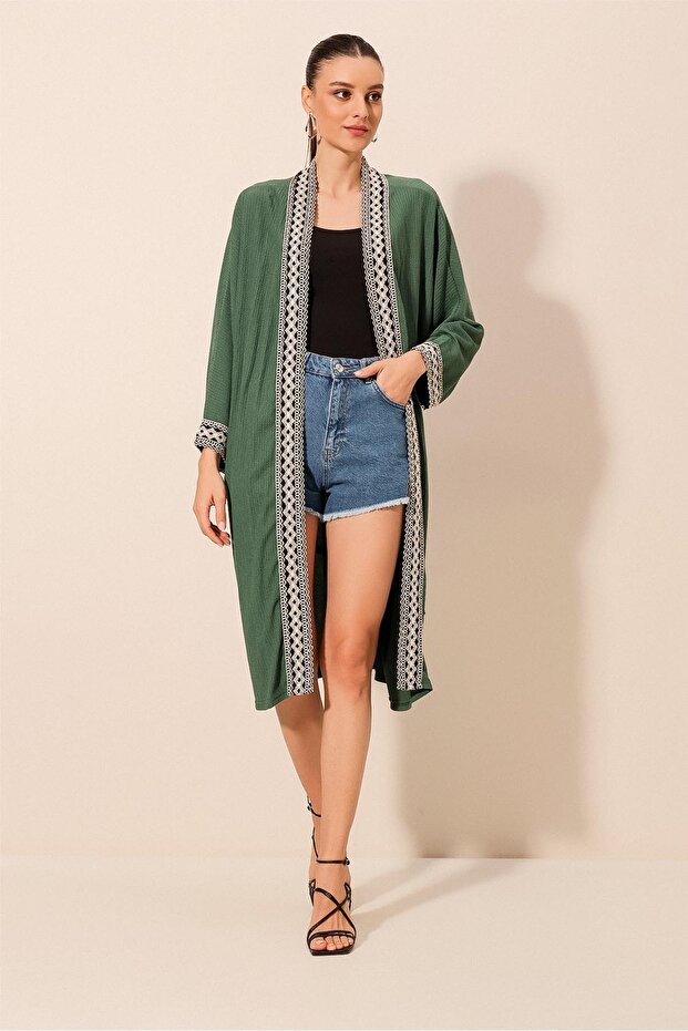5865 Embroidered Knitted Long Kimono - Emerald Green