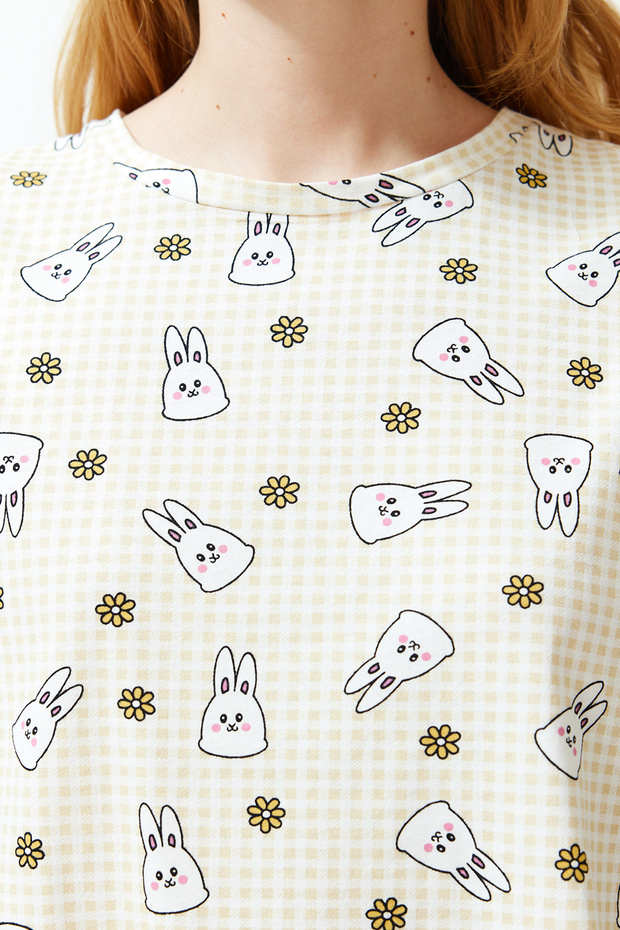 Sarı-Çok Renkli %100 Pamuklu Pötikare Şortlu Örme Pijama Takımı THMSS24PT00211 - 4