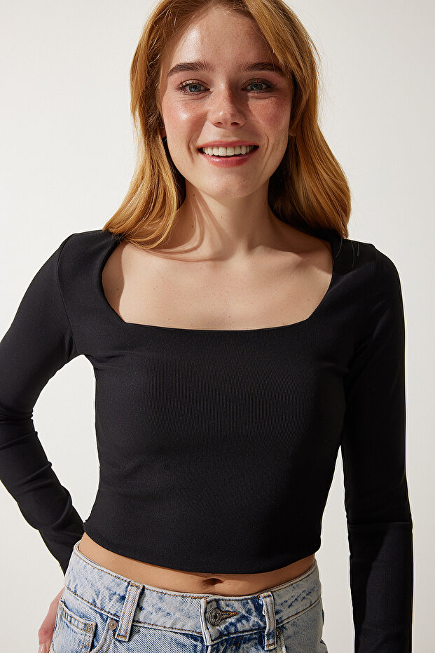 Women's Black Square Collar Ribbed Crop Knitted Blouse AN00176