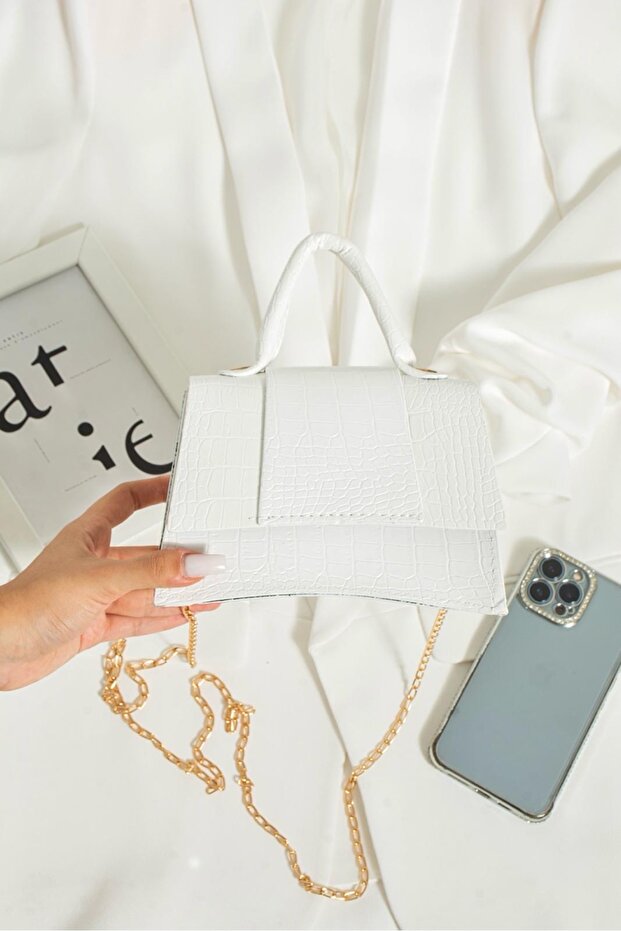 Women's Hand and Shoulder Bag with Chain Strap Crocodile Leather