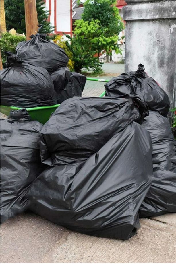 Kalın Çöp Torbası 10'lu Boy 400 gr X 1 Rulo Siyah Çöp Poşeti 80x110 Cm Jumbo Endüstriyel Çöp Torbası - 3