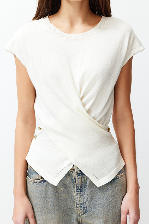 Ekru Pamuklu T-Shirt Görünümlü Triko Bluz TWOSS24BZ00266 - 4