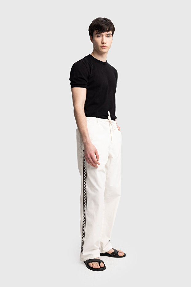 SIDE EMBROIDERED POPLIN PANTS