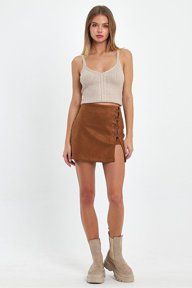 تنورة من جلد الغزال مع إكسسوارات حبل - 5