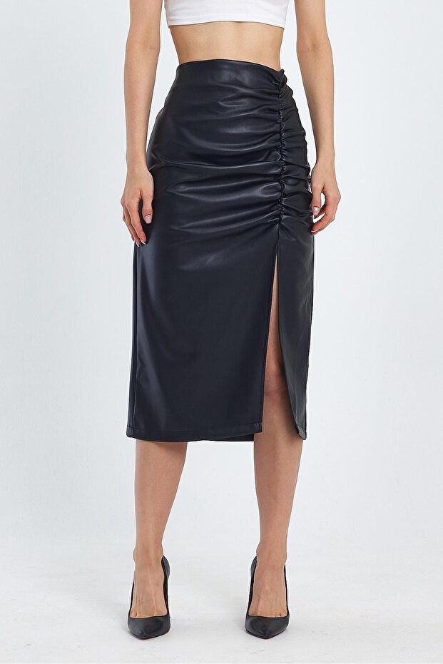 Women's Gathered Slit Faux Leather Skirt