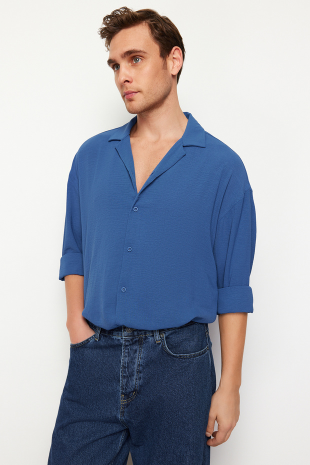 Indigo Oversize Fit Apaş Yaka Yazlık Keten Görünümlü Gömlek TMNSS23GO00053 - 2